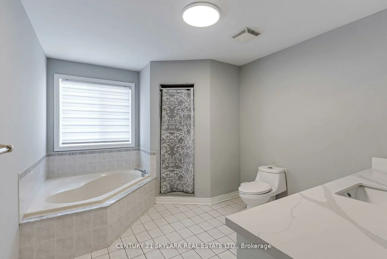 4, Moonstone, Fletcher's Creek South, Brampton