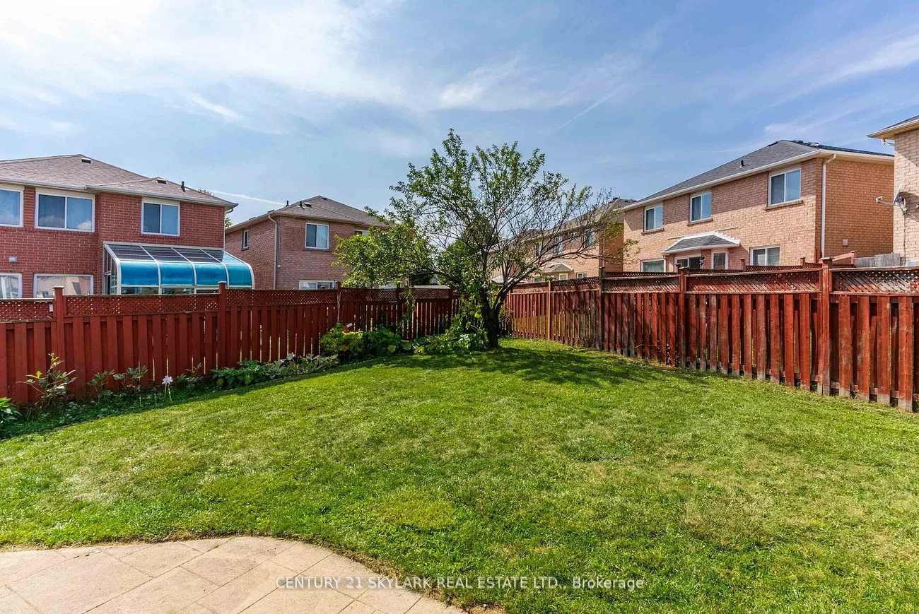 4, Moonstone, Fletcher's Creek South, Brampton