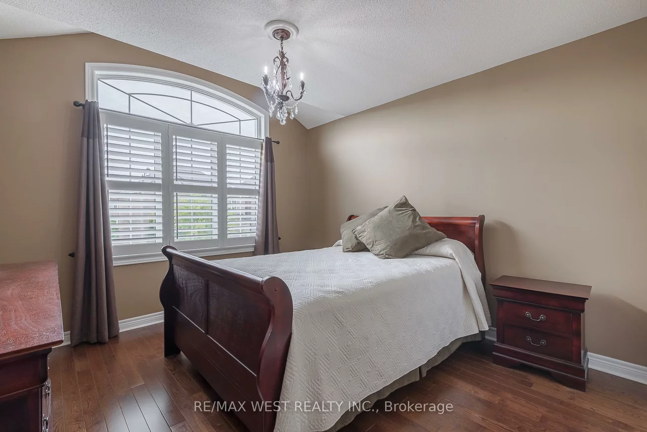 17, Hawkridge, Bram East, Brampton