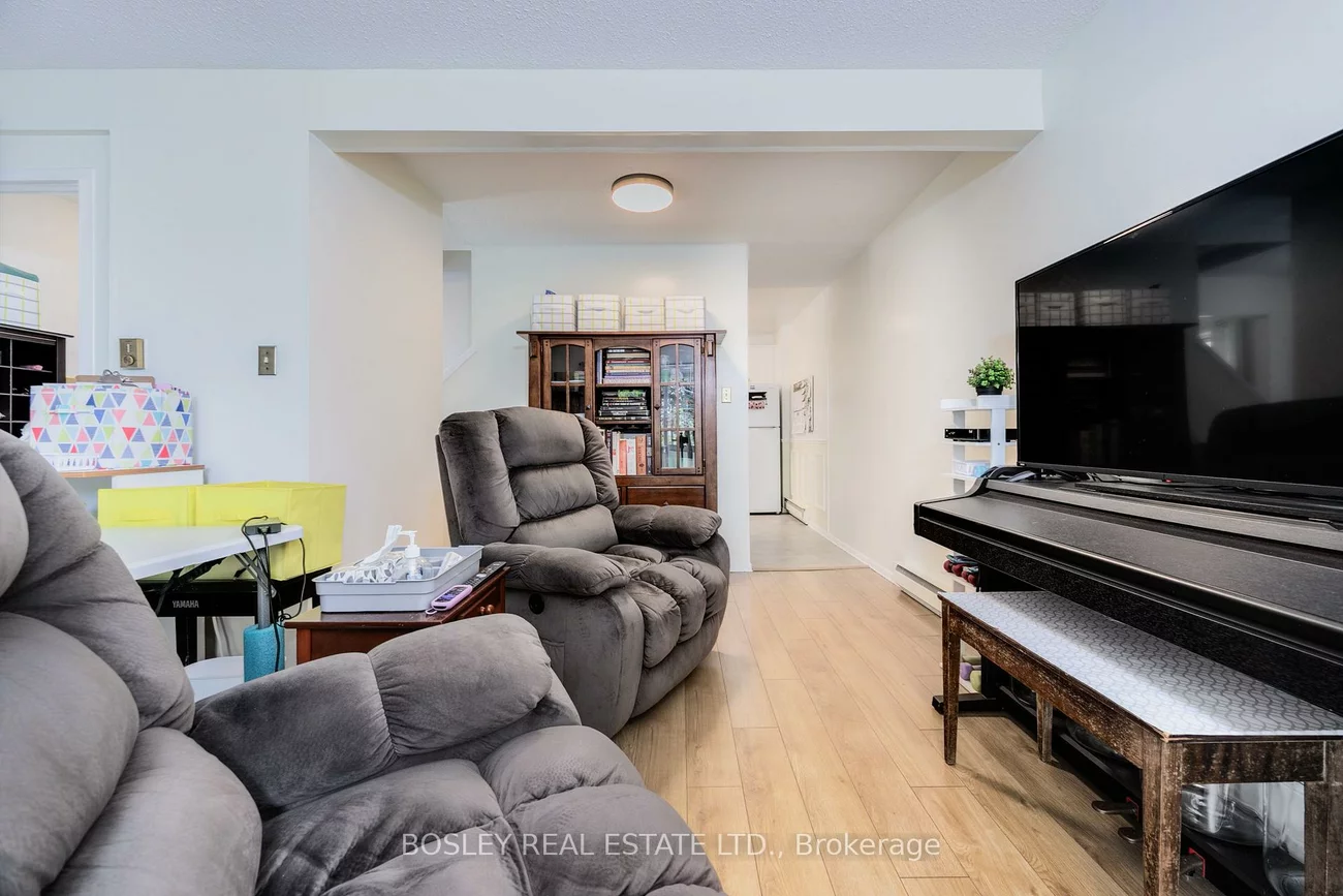 16, Grand River, Northgate, Brampton