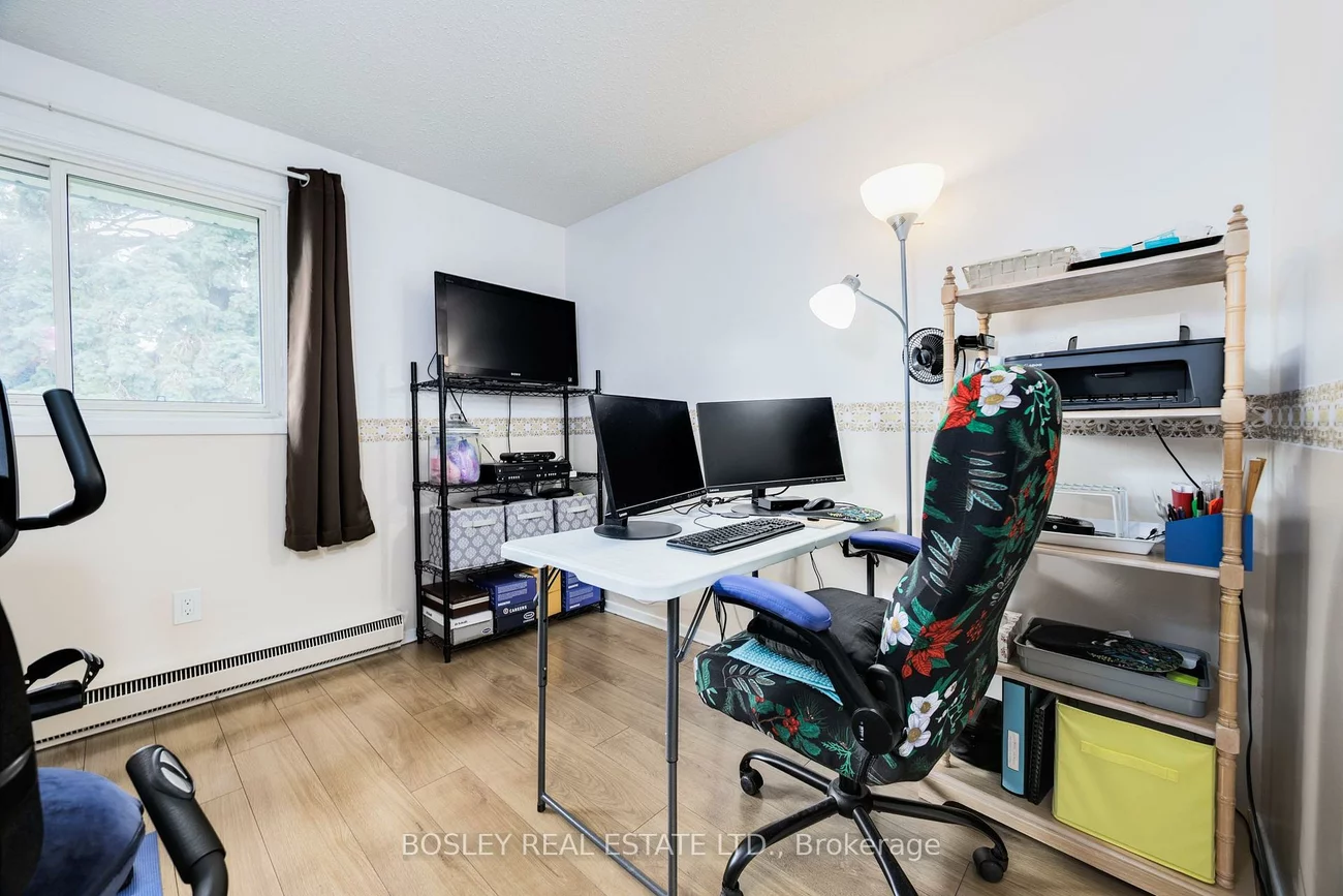 16, Grand River, Northgate, Brampton