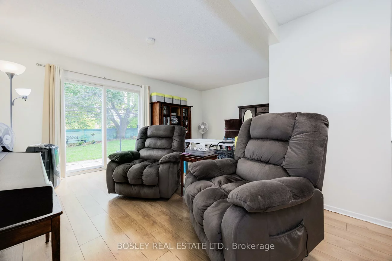 16, Grand River, Northgate, Brampton