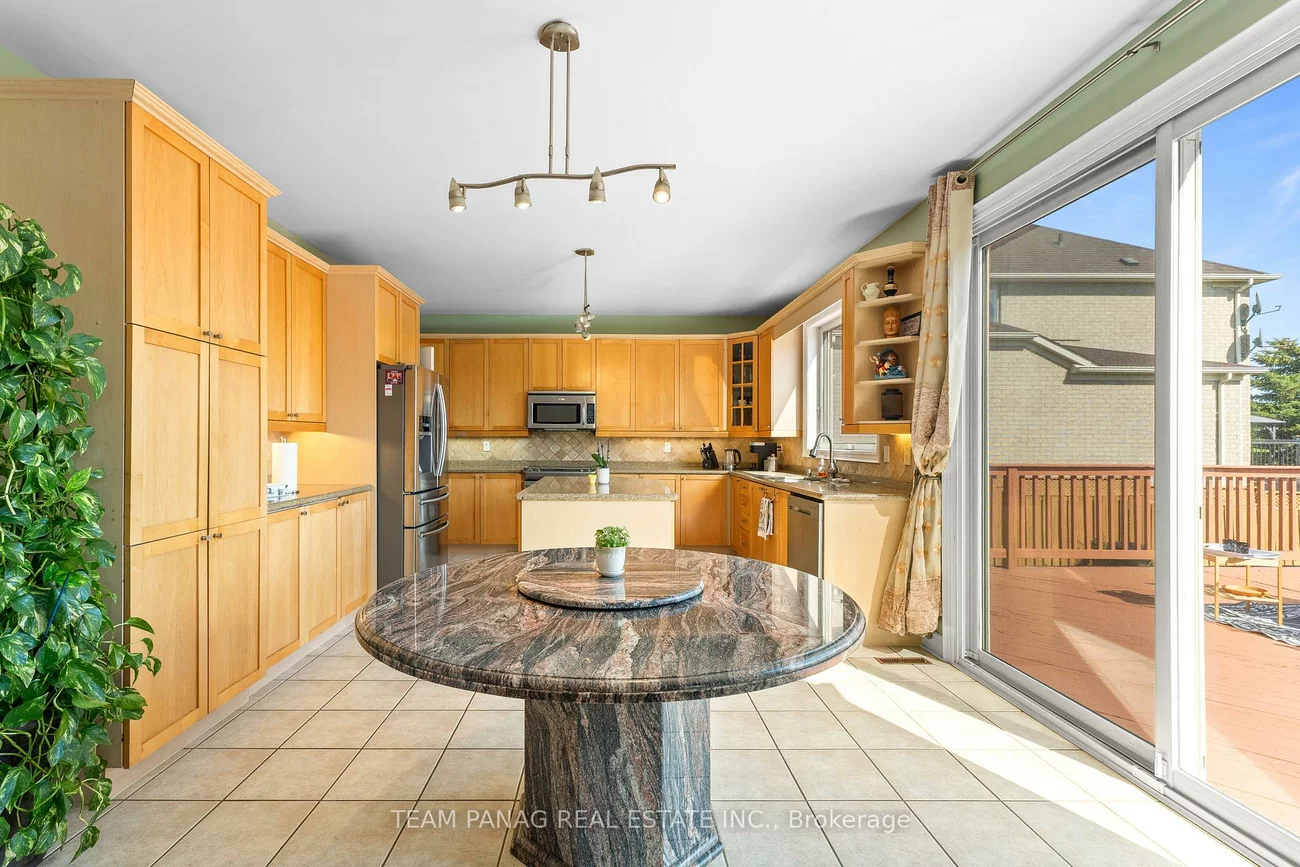 28, Cosmo, Vales of Castlemore, Brampton