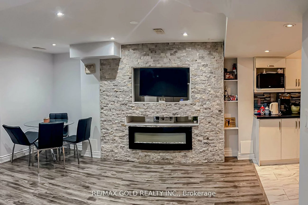 22, Ungava Bay, Sandringham-Wellington, Brampton