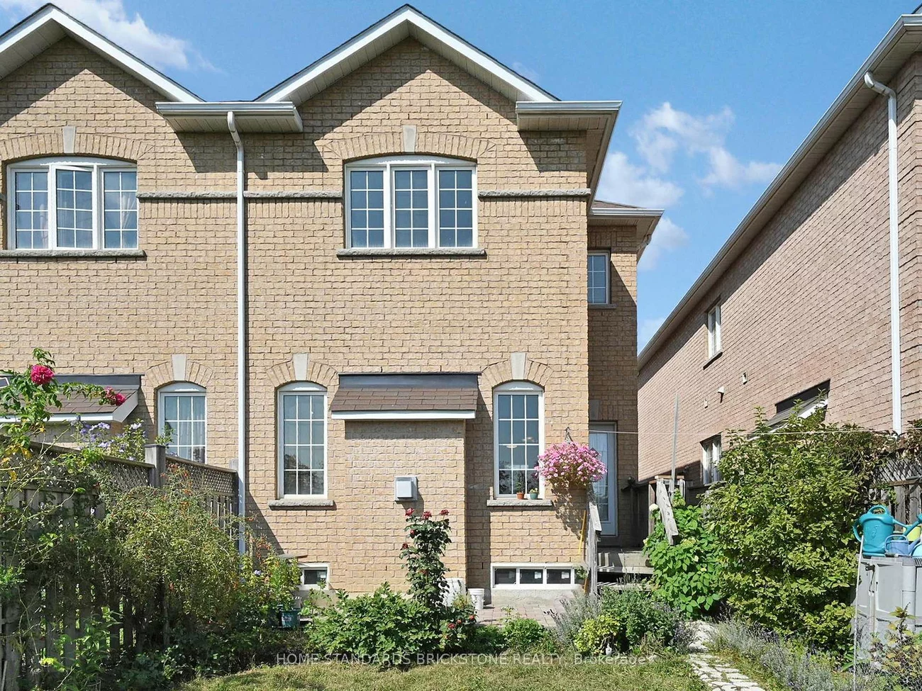 50, Versailles, Bram East, Brampton