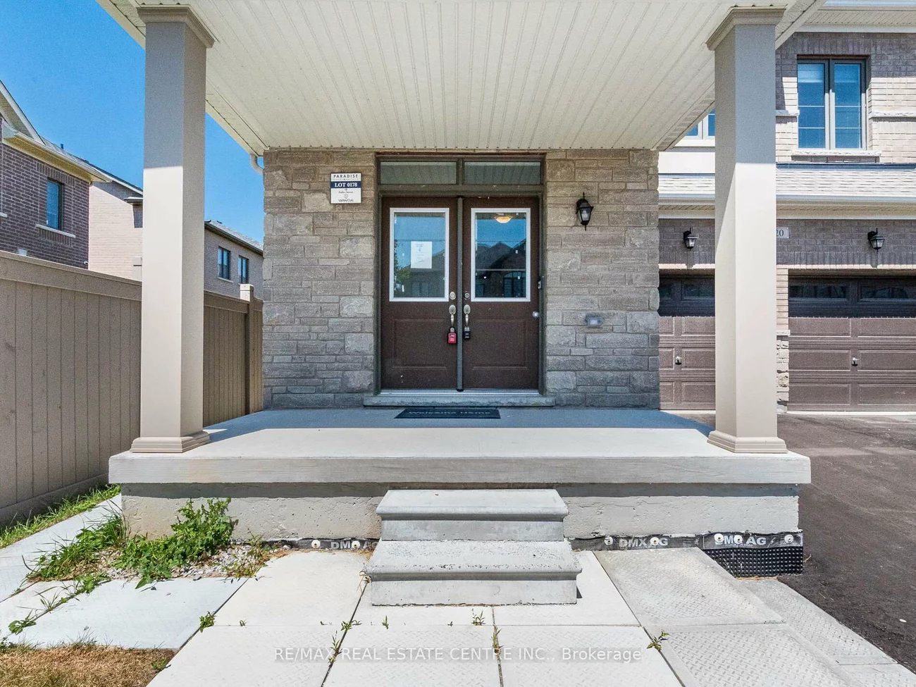 20, Fuller, Credit Valley, Brampton