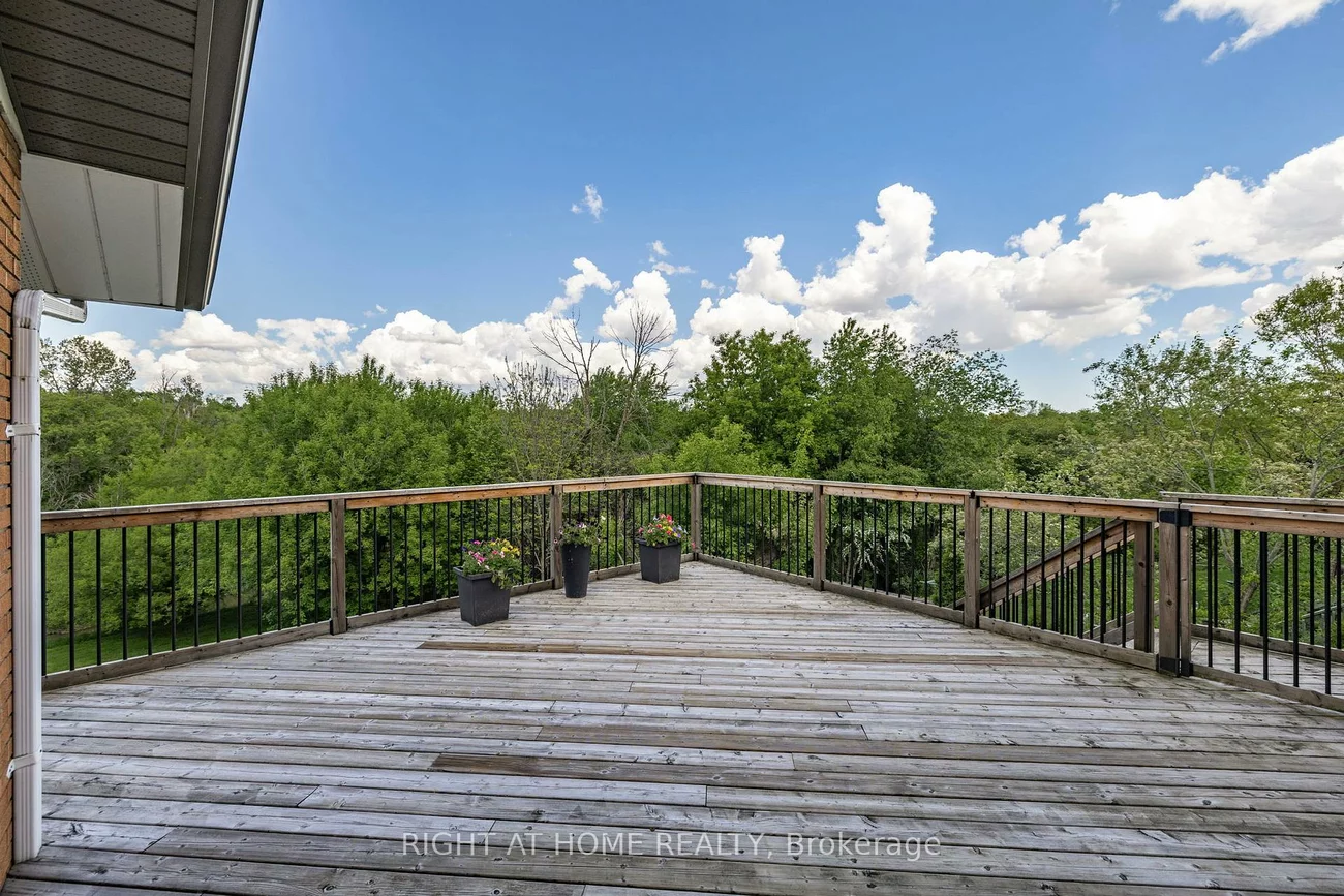 42, Valleyview, Snelgrove, Brampton