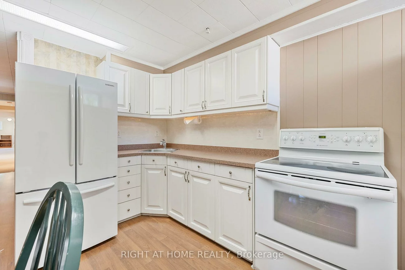 42, Valleyview, Snelgrove, Brampton