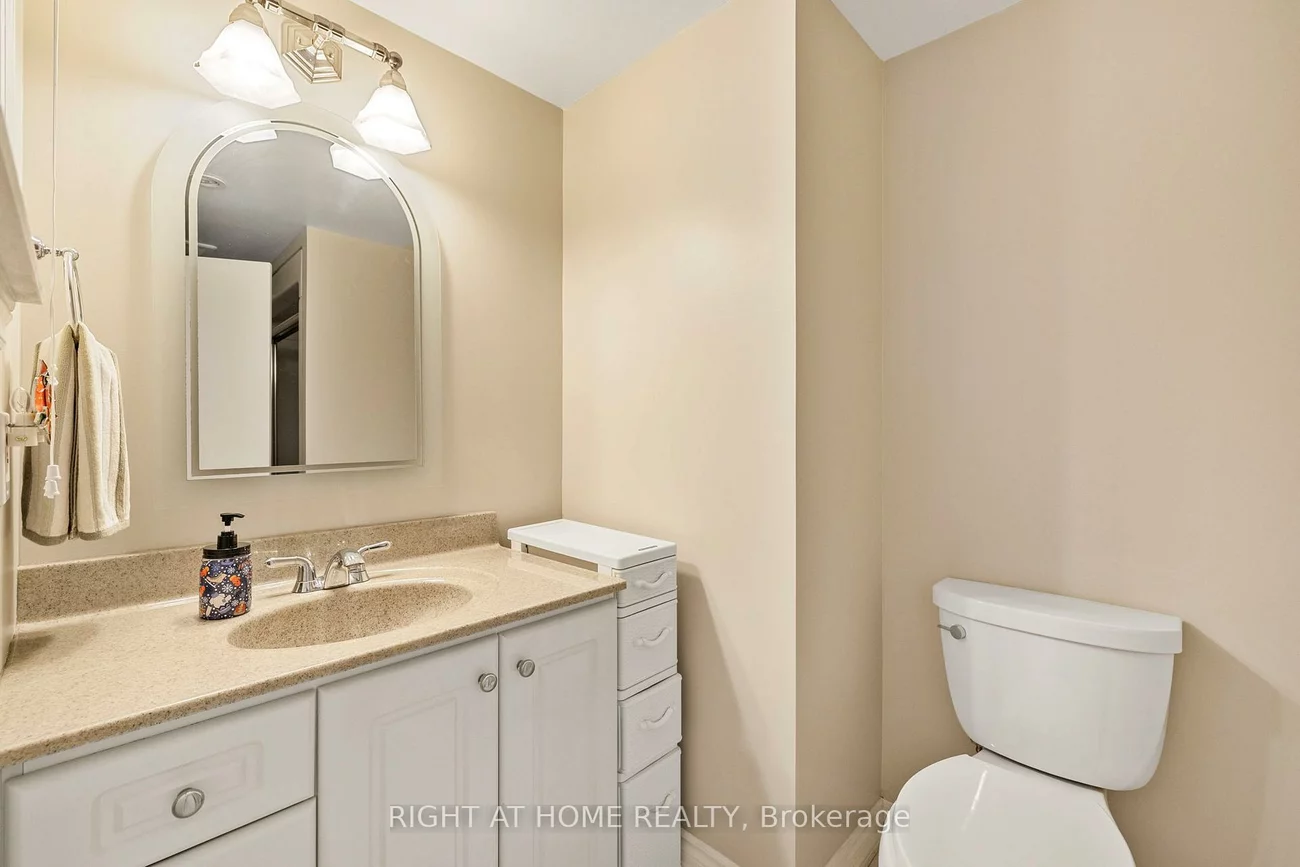 42, Valleyview, Snelgrove, Brampton