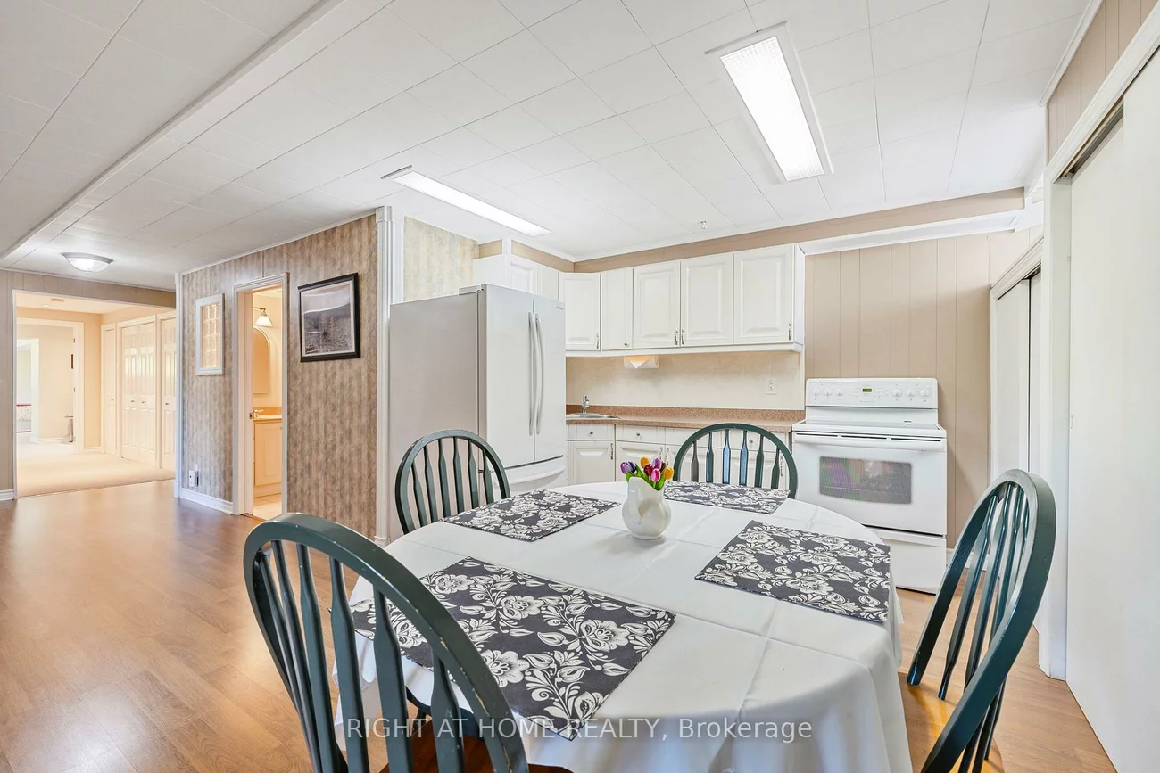 42, Valleyview, Snelgrove, Brampton