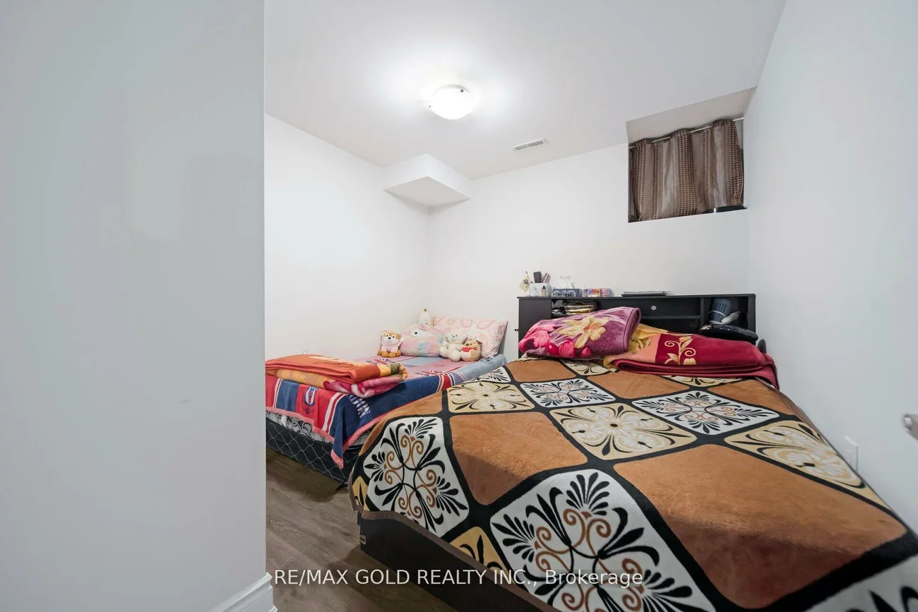 4, Sahara, Sandringham-Wellington, Brampton