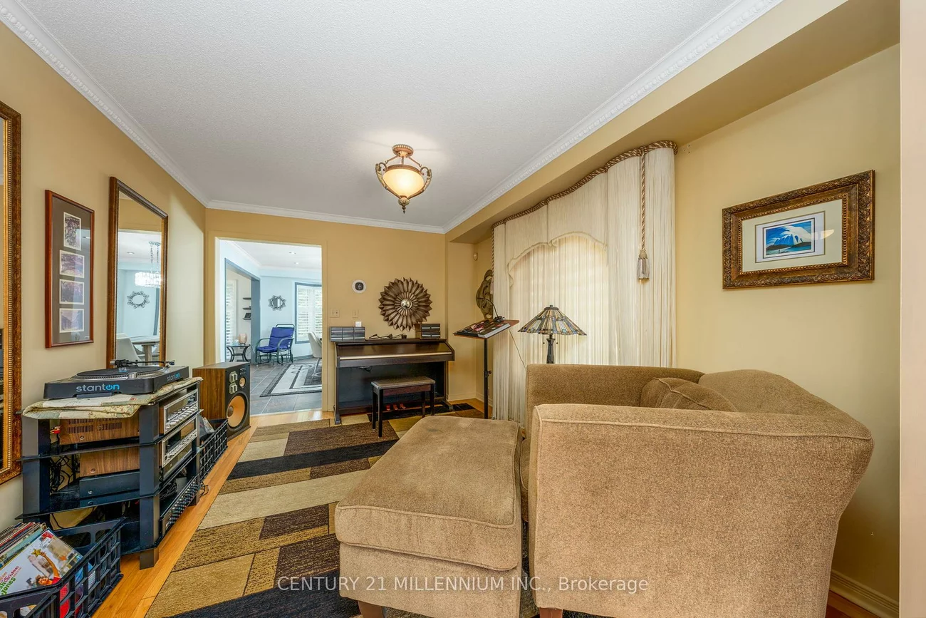 23, Upper Highlands, Heart Lake East, Brampton