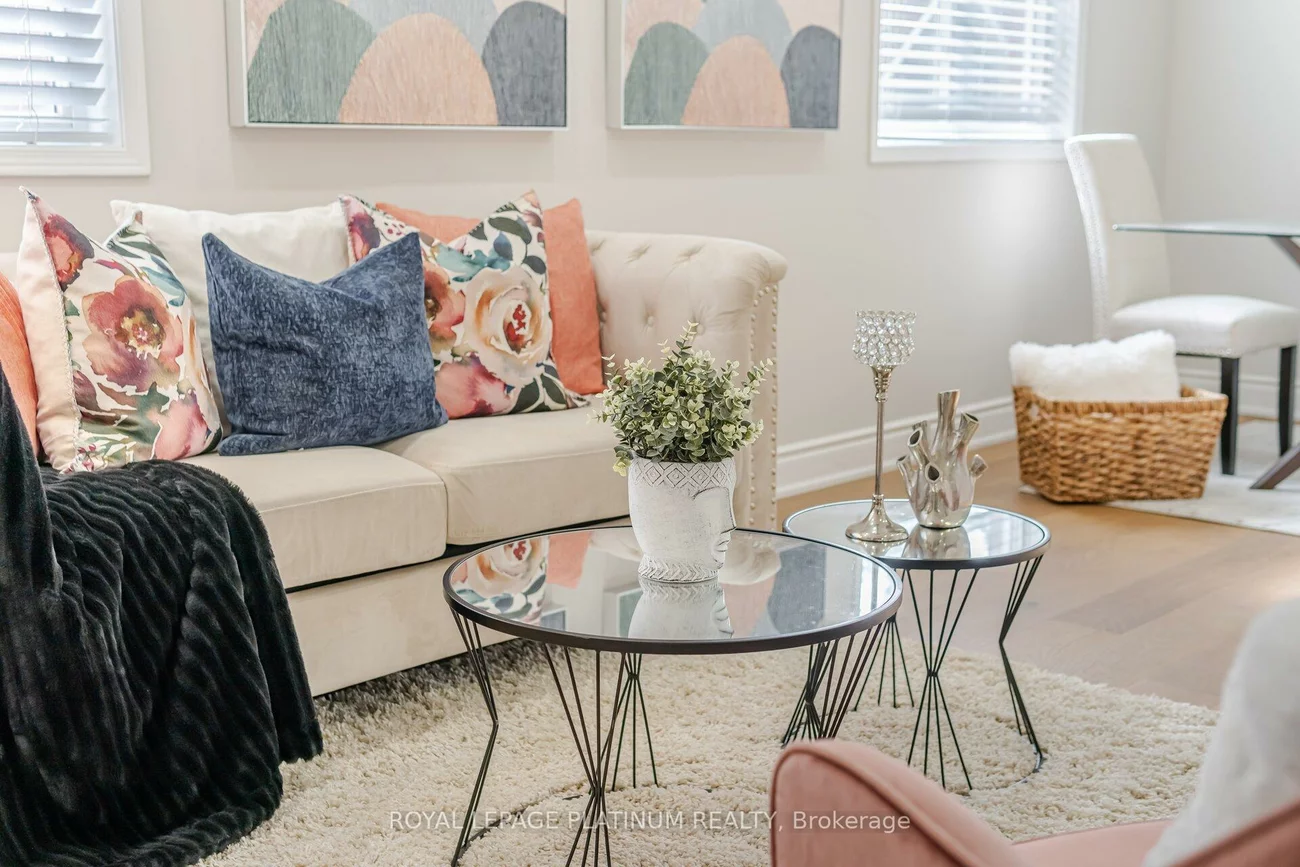 63, Culture, Fletcher's Creek Village, Brampton