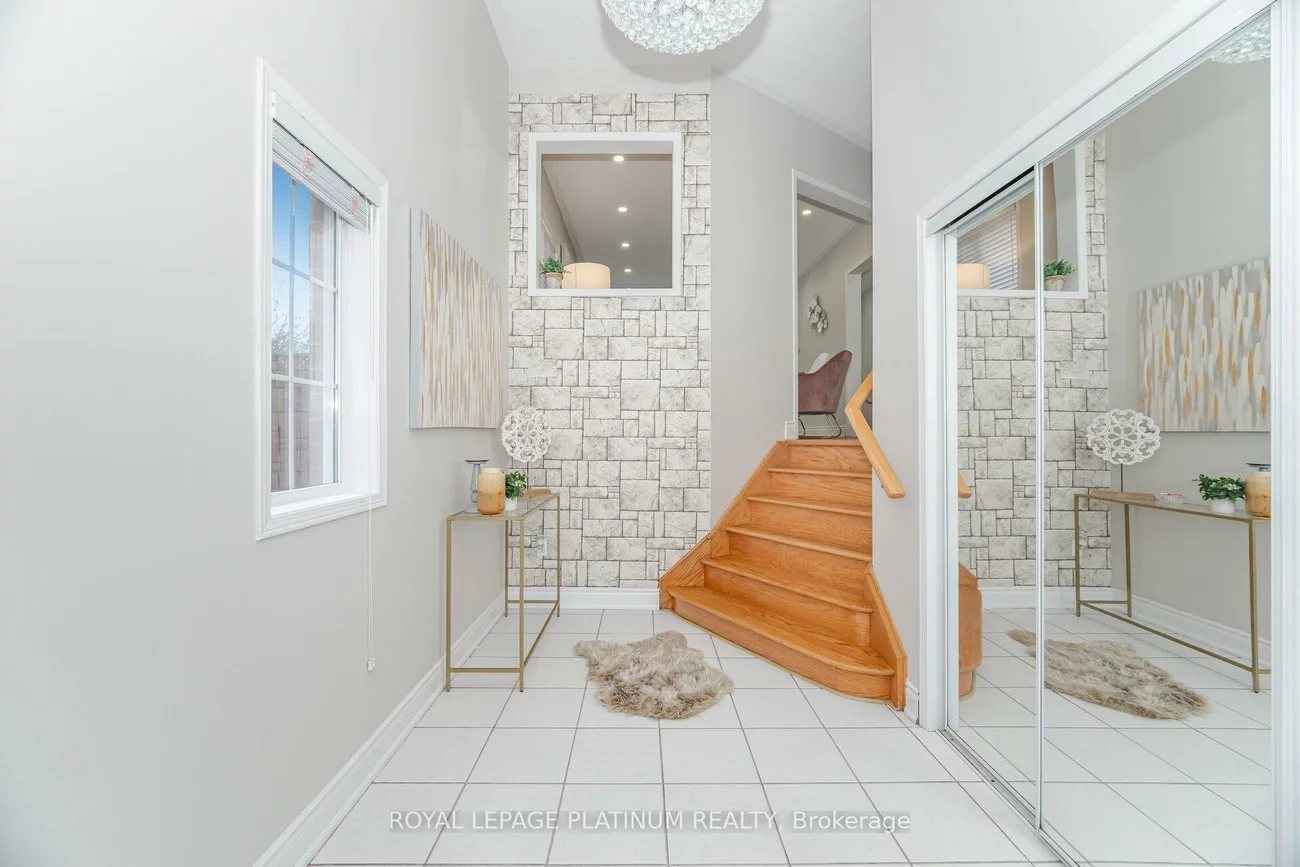 63, Culture, Fletcher's Creek Village, Brampton