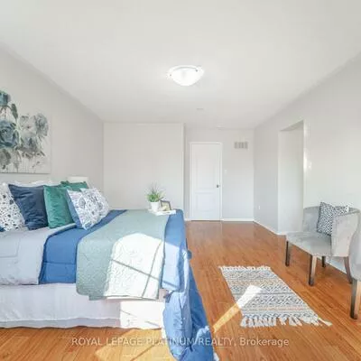 63, Culture, Fletcher's Creek Village, Brampton