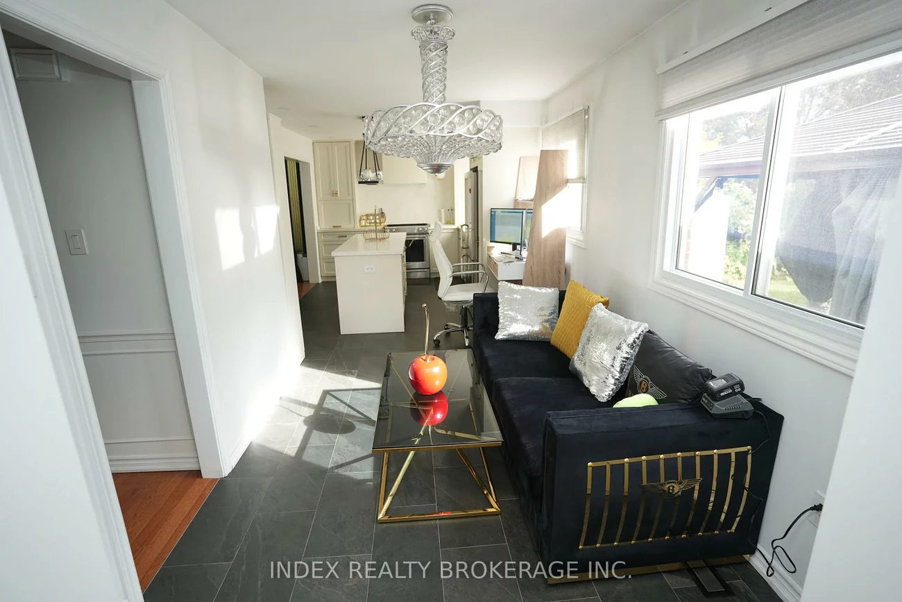 95, Elgin, Brampton South, Brampton