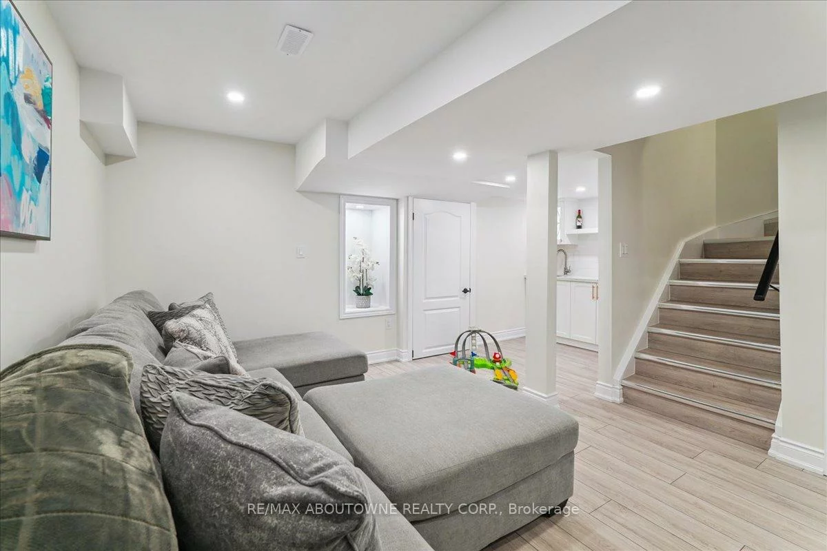 248, Albright, Fletcher's Creek Village, Brampton