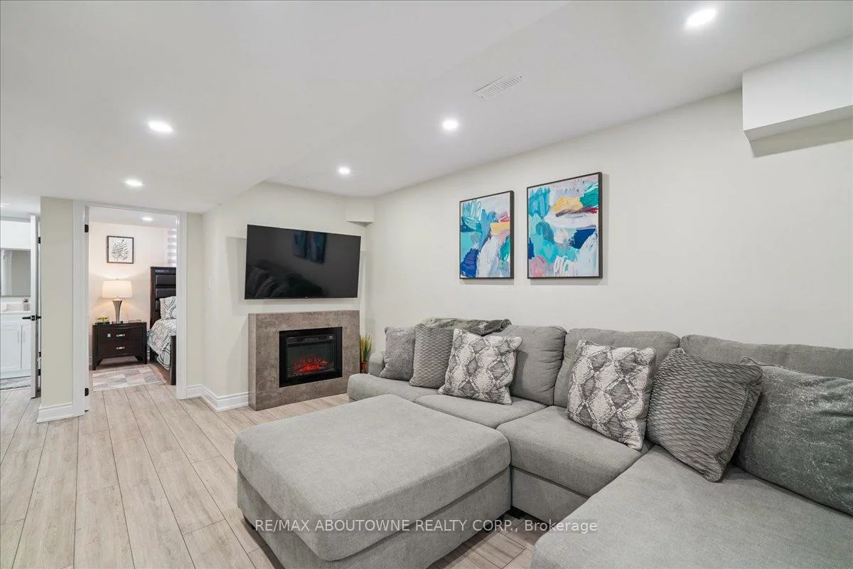 248, Albright, Fletcher's Creek Village, Brampton