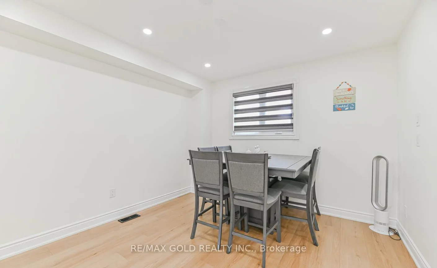 81, Drake, Southgate, Brampton