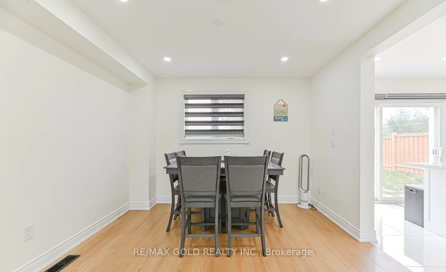 81, Drake, Southgate, Brampton