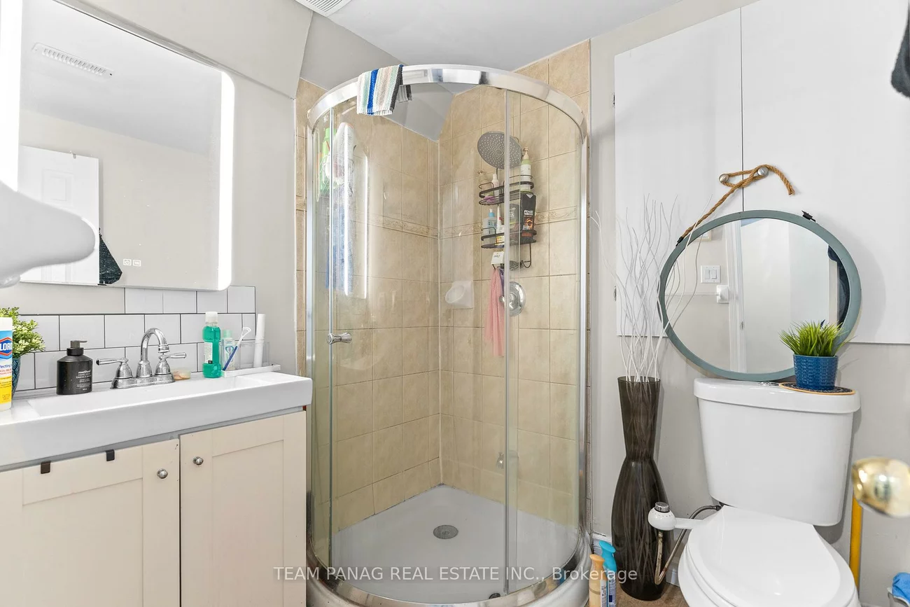 23, Sea Lion, Madoc, Brampton