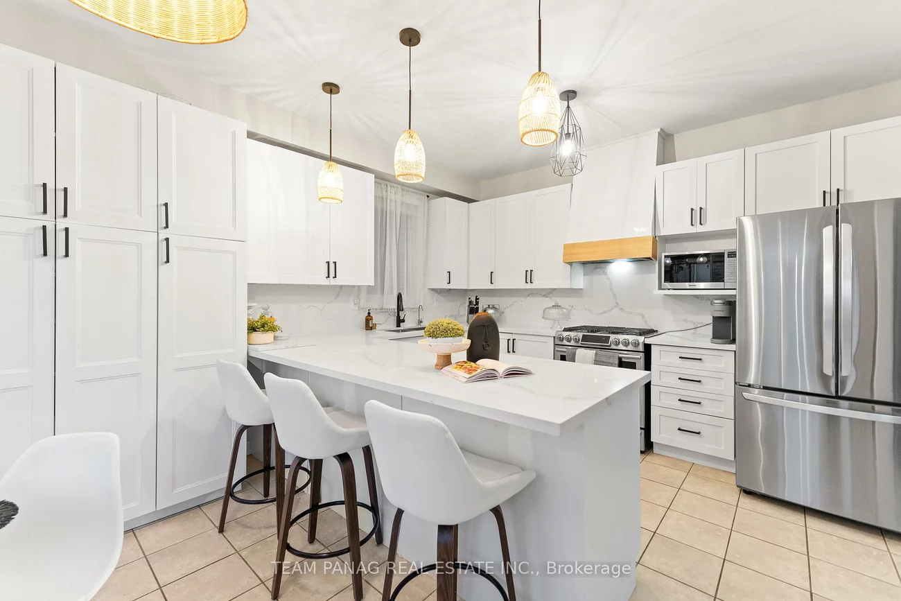 23, Sea Lion, Madoc, Brampton