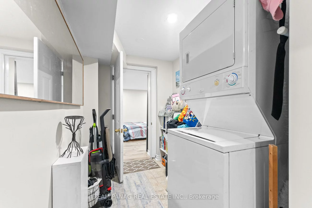 23, Sea Lion, Madoc, Brampton