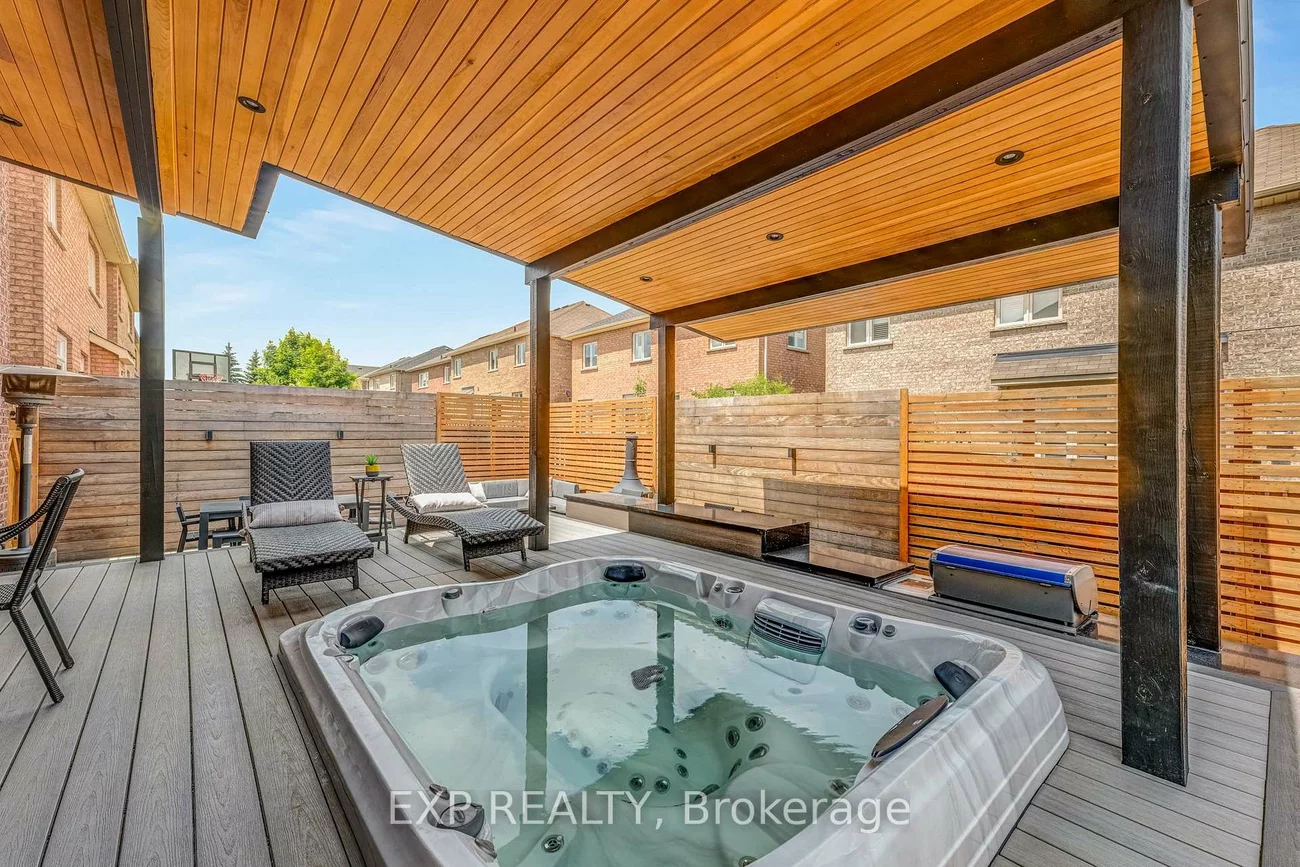 413, Sunny Meadow, Sandringham-Wellington, Brampton