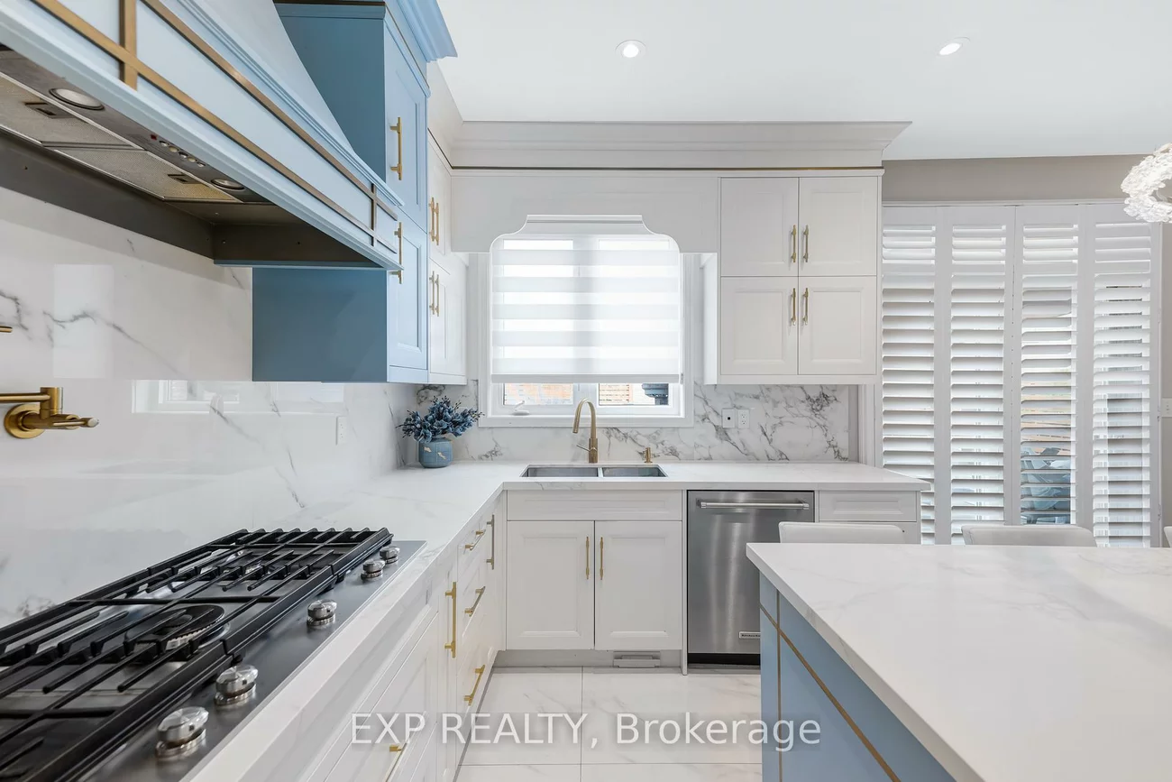 413, Sunny Meadow, Sandringham-Wellington, Brampton