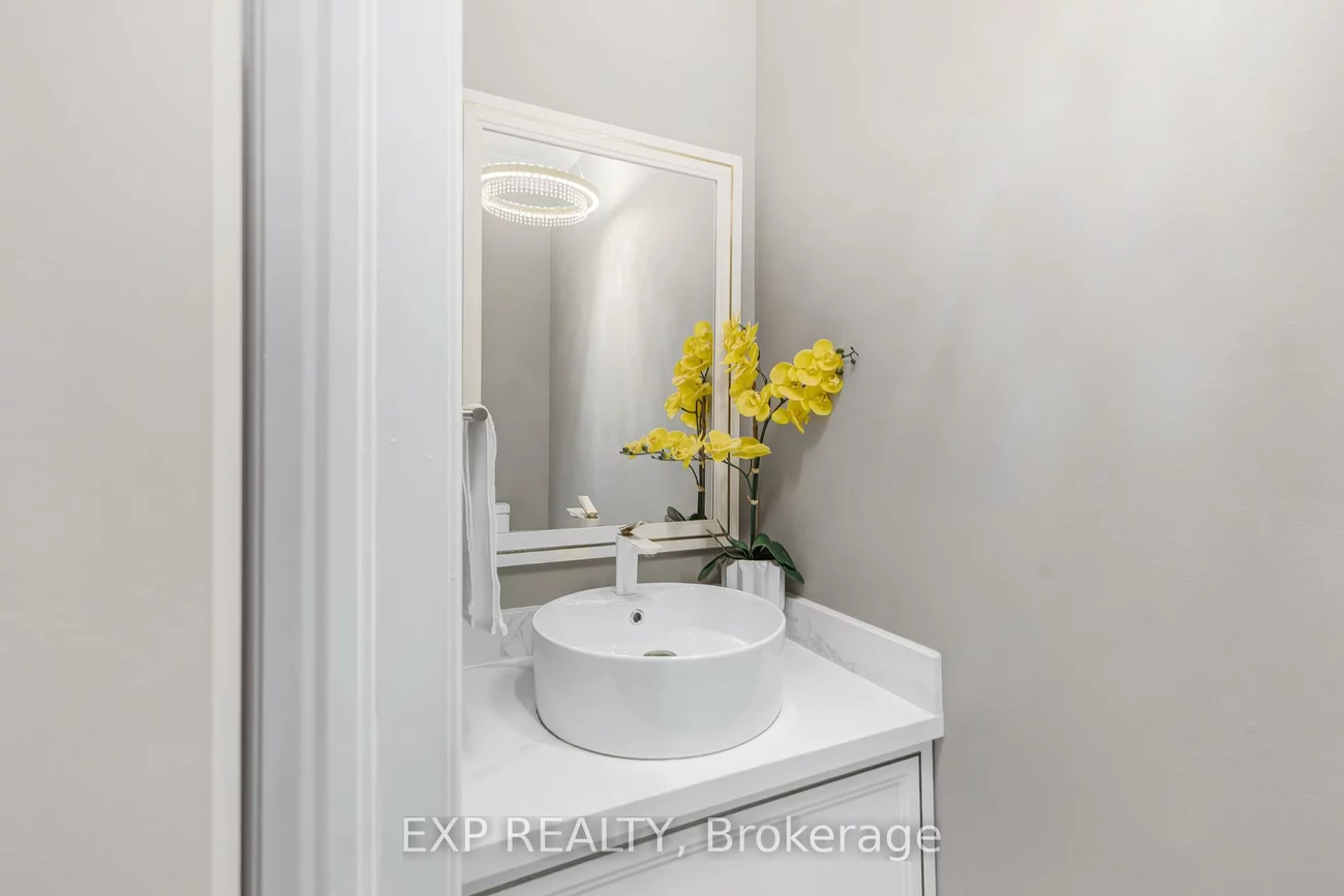 413, Sunny Meadow, Sandringham-Wellington, Brampton