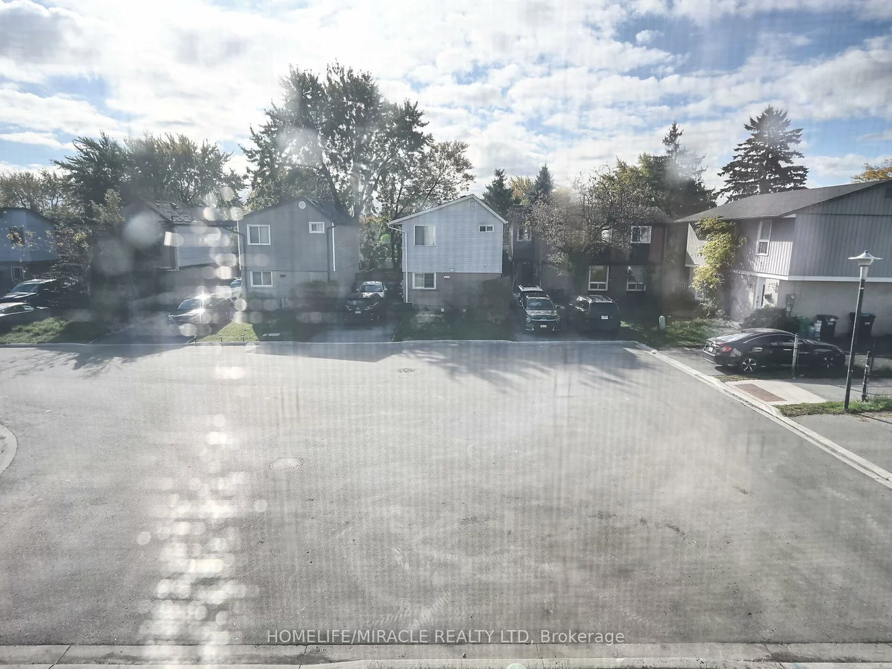 10, Grasspoint, Northgate, Brampton