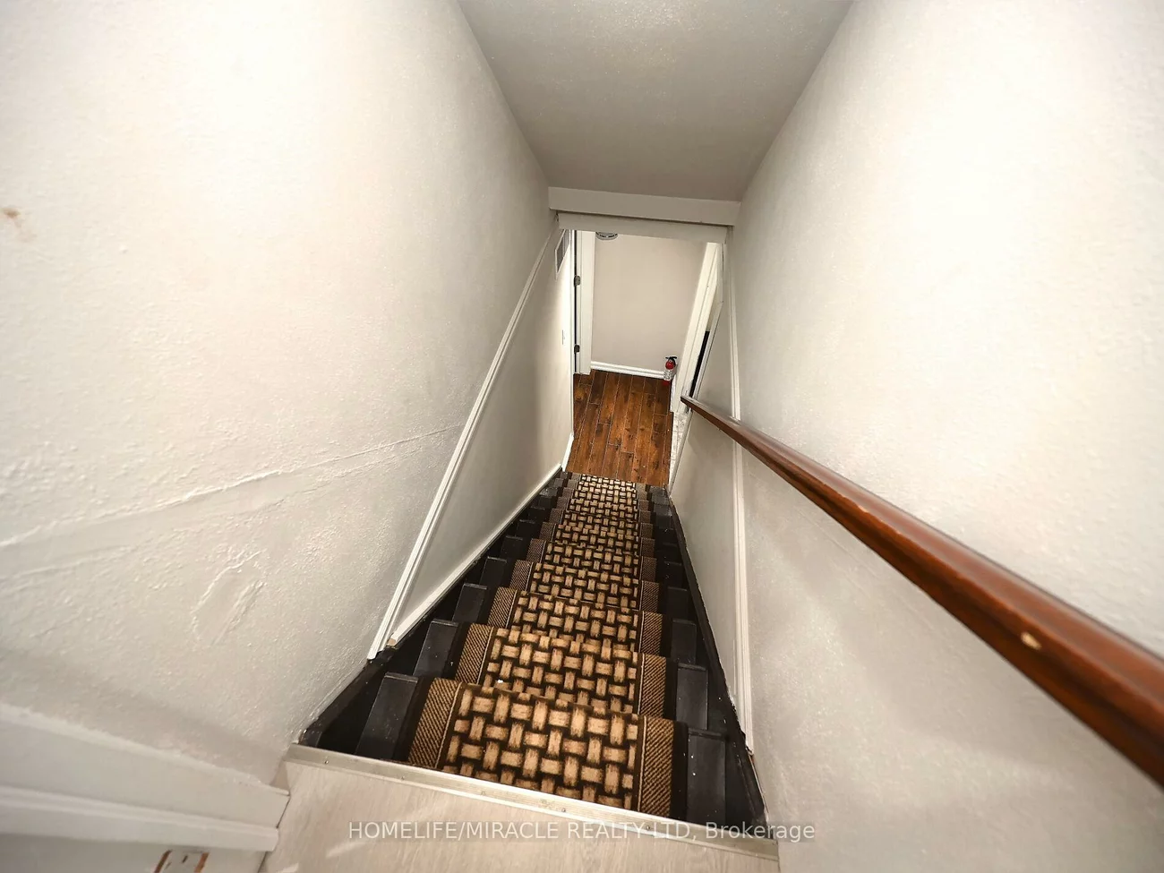 10, Grasspoint, Northgate, Brampton