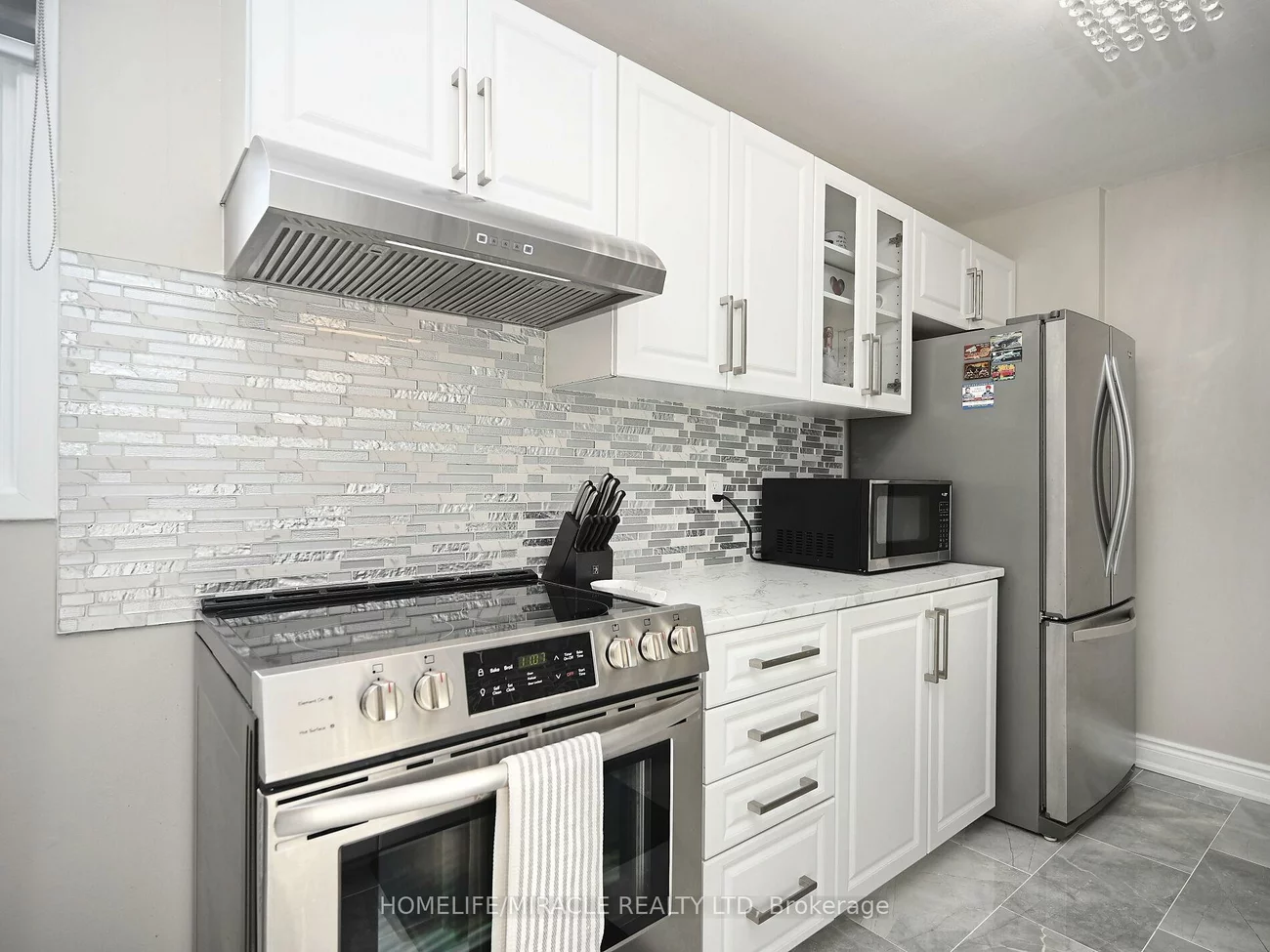 10, Grasspoint, Northgate, Brampton