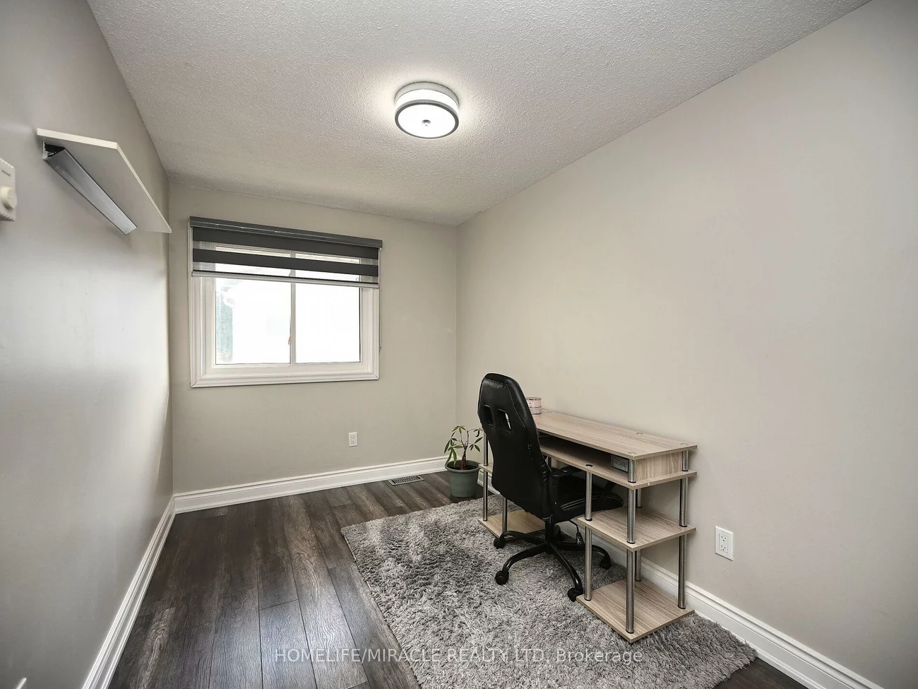 10, Grasspoint, Northgate, Brampton