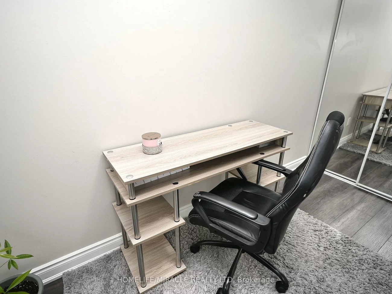 10, Grasspoint, Northgate, Brampton