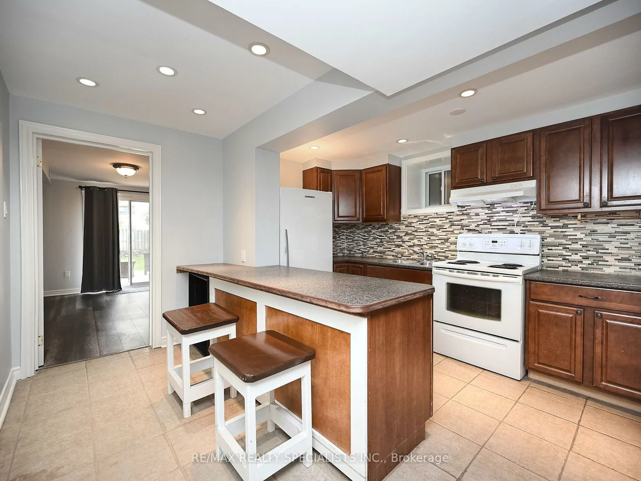 12, Elizabeth, Downtown Brampton, Brampton