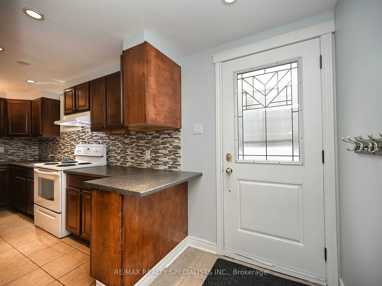 12, Elizabeth, Downtown Brampton, Brampton