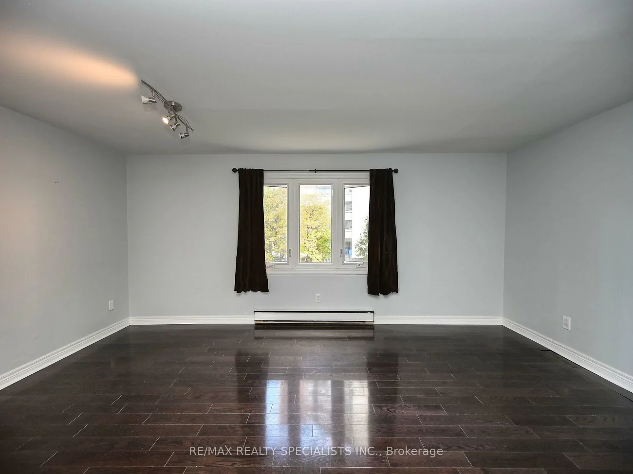 12, Elizabeth, Downtown Brampton, Brampton