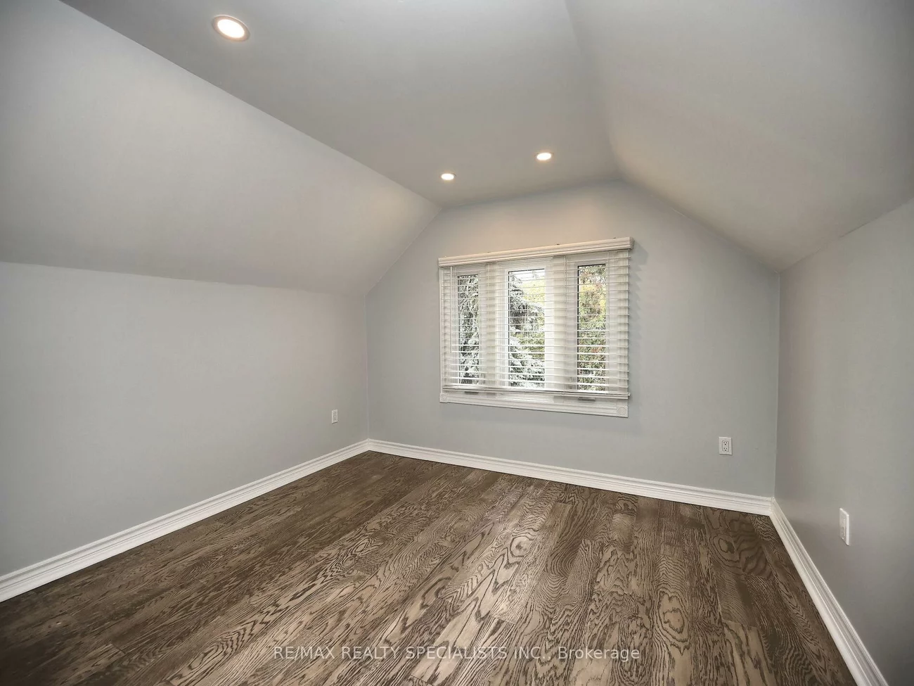 12, Elizabeth, Downtown Brampton, Brampton