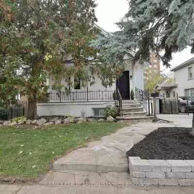 12, Elizabeth, Downtown Brampton, Brampton