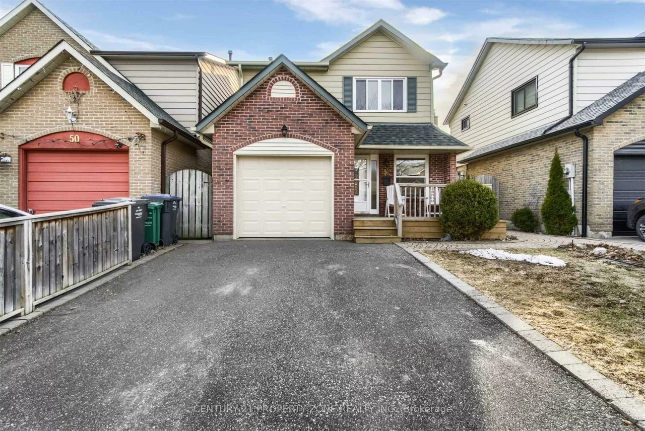 52, Foxacre, Madoc, Brampton