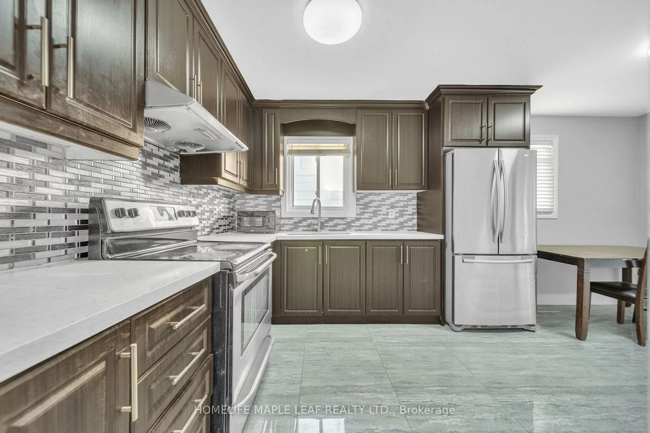 10, Pickard, Fletcher's West, Brampton