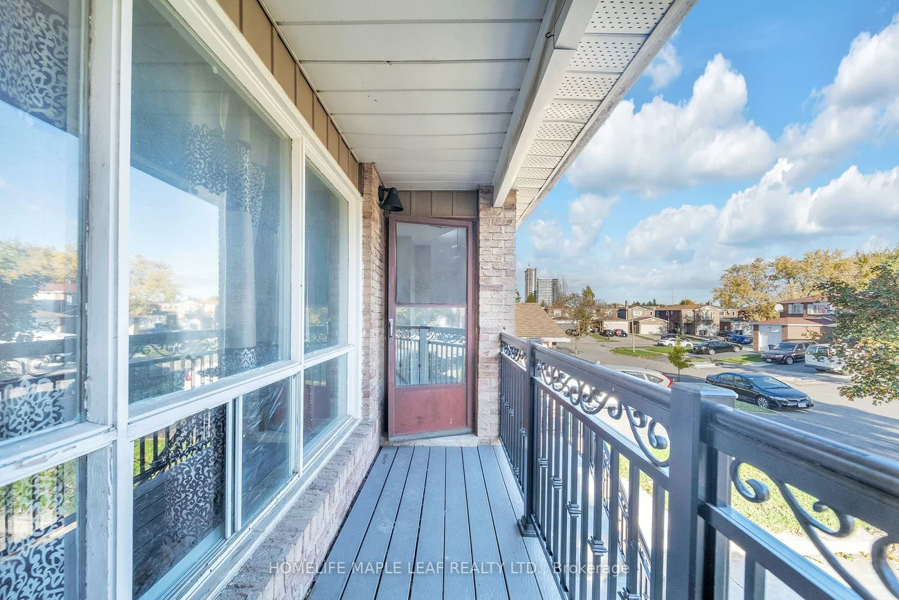 10, Pickard, Fletcher's West, Brampton