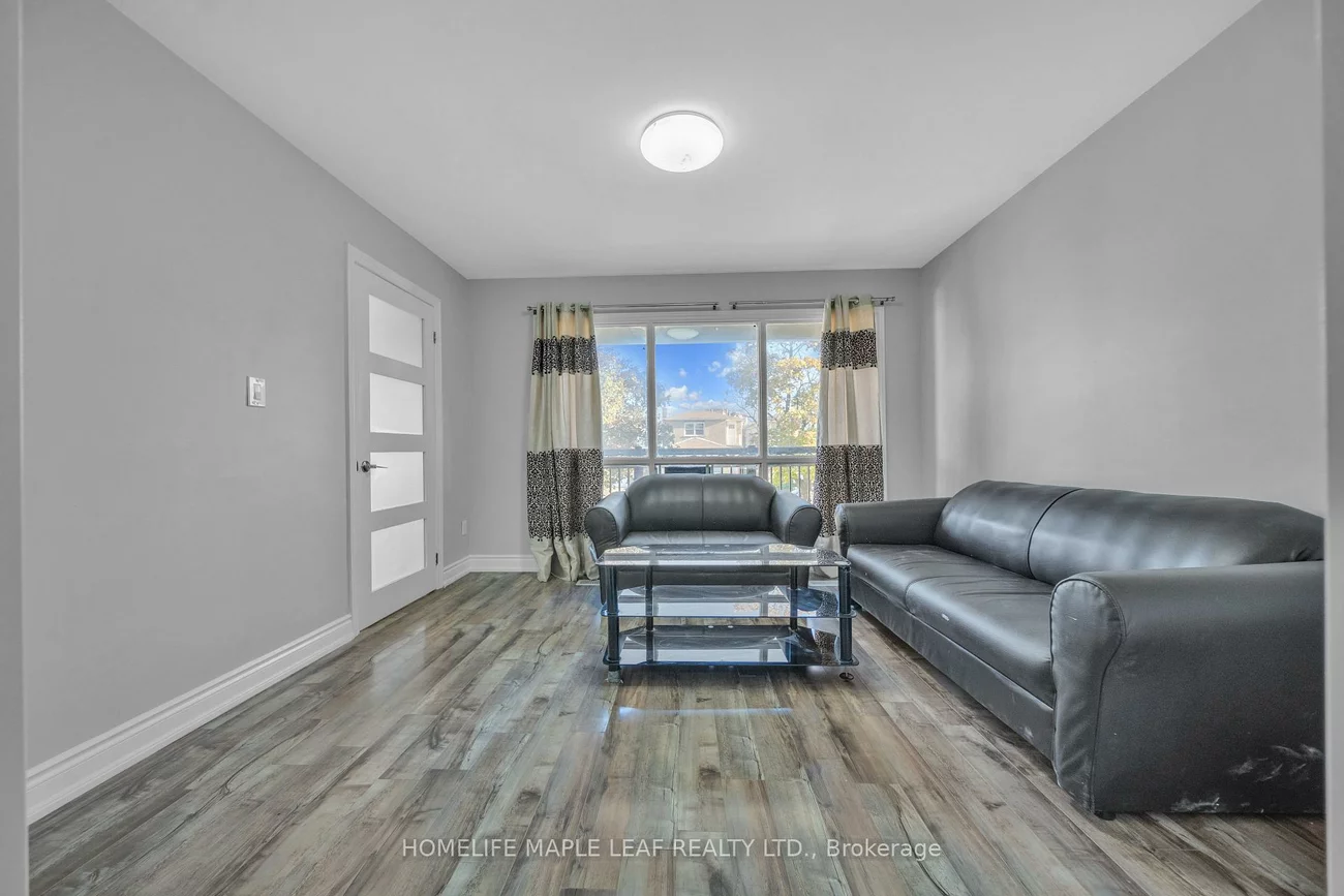 10, Pickard, Fletcher's West, Brampton