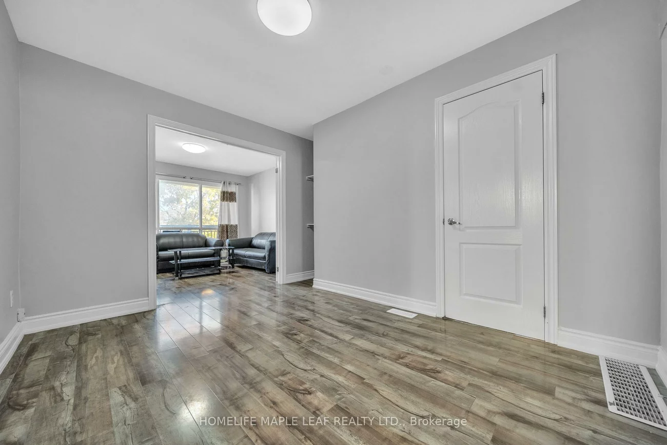 10, Pickard, Fletcher's West, Brampton