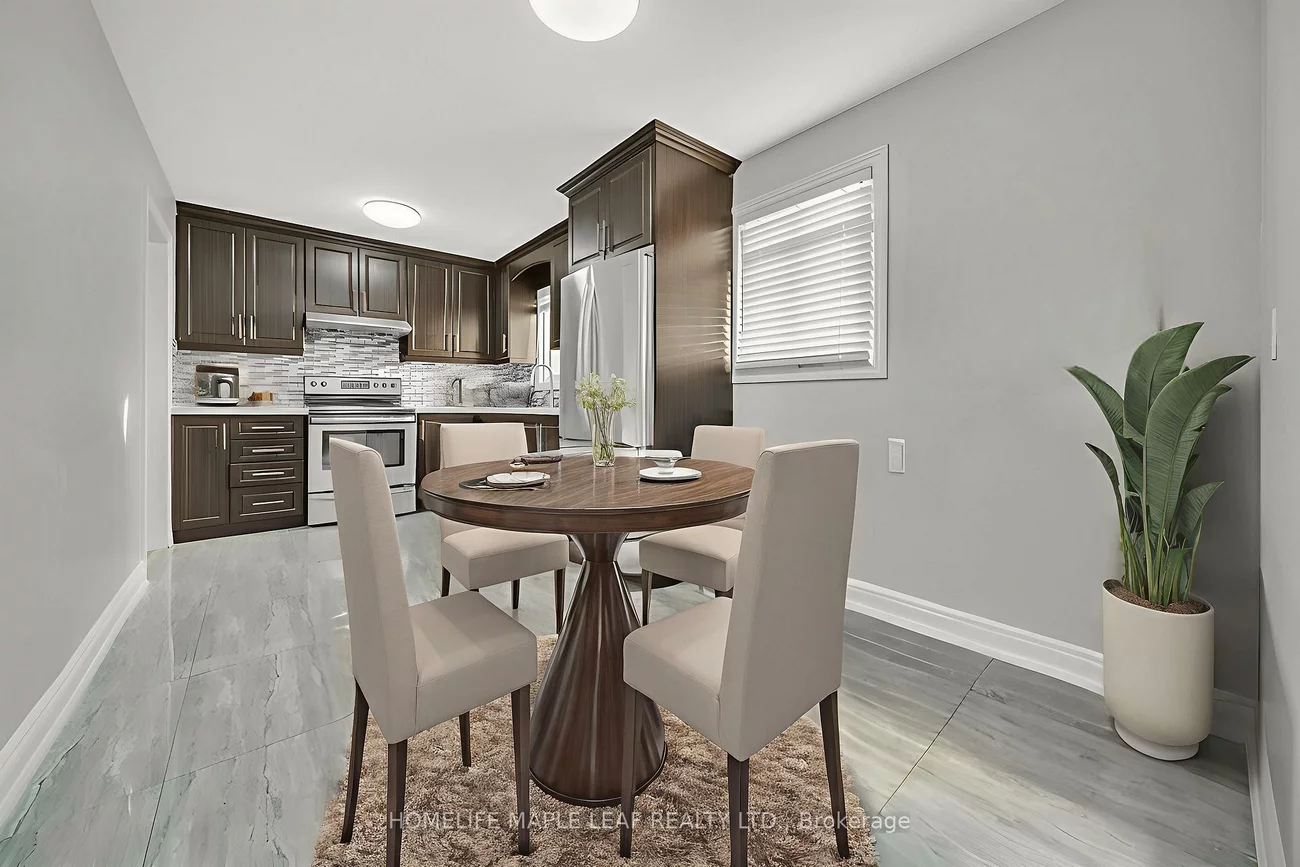 10, Pickard, Fletcher's West, Brampton