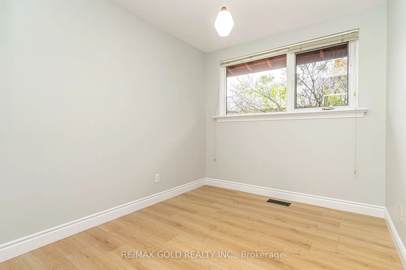 57, alderbury, Avondale, Brampton