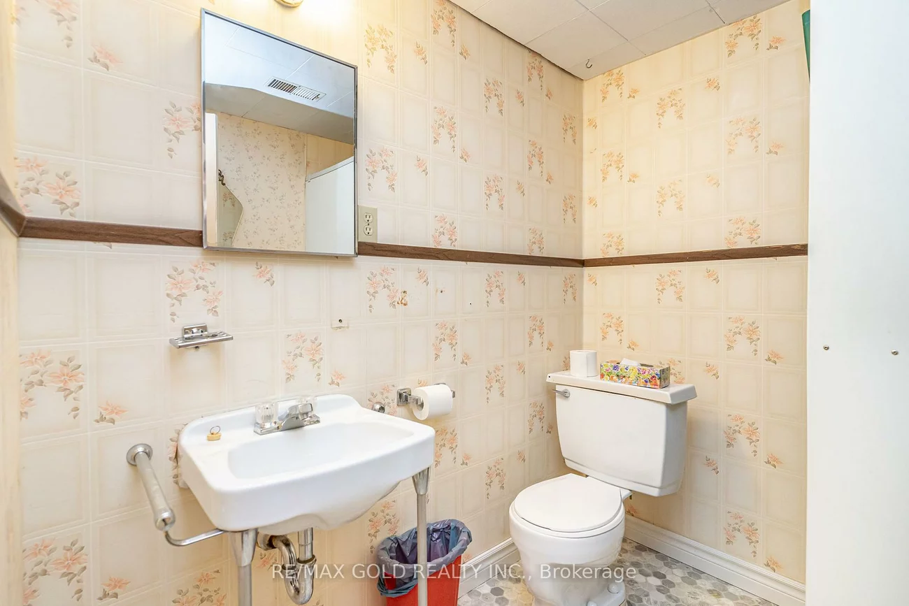 57, alderbury, Avondale, Brampton