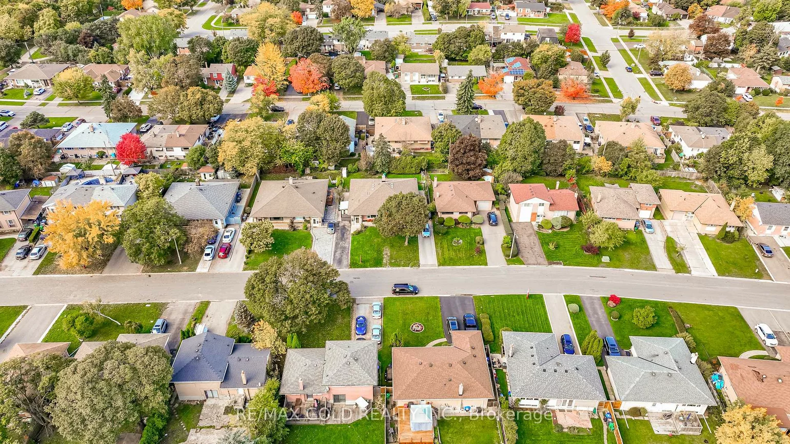 57, alderbury, Avondale, Brampton