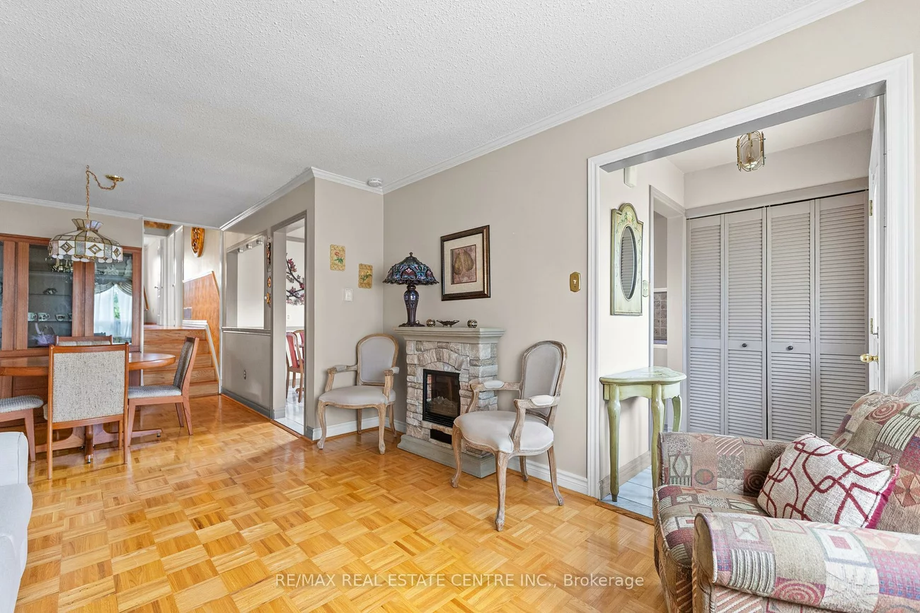 48, Marblehead, Central Park, Brampton